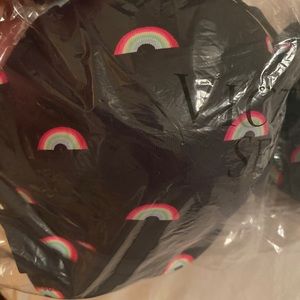 Victoria’s Secret 34C bra